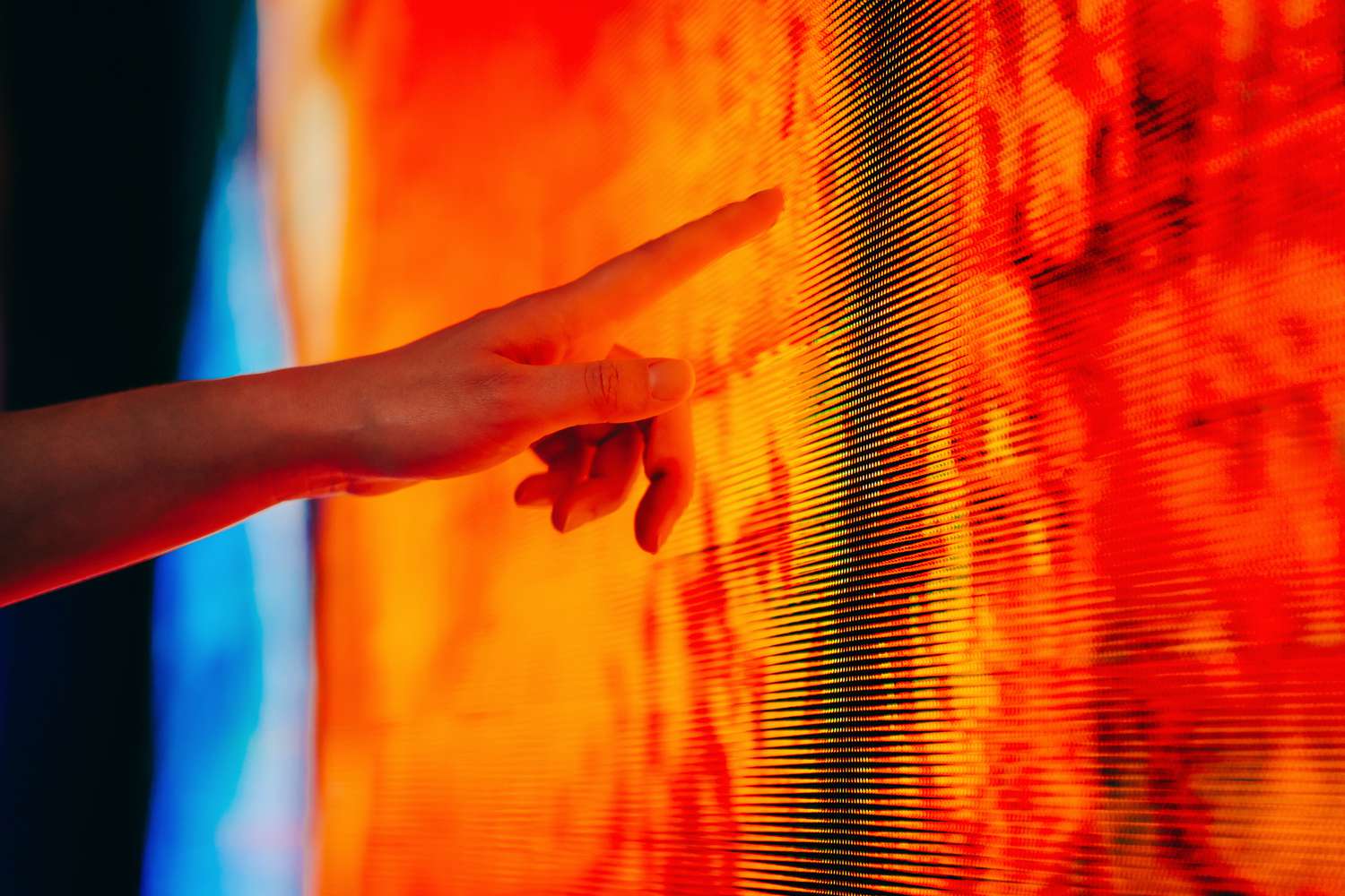 How to Prevent LCD Screen Burn-In | Static Duration, Brightness Control, Regular Switching