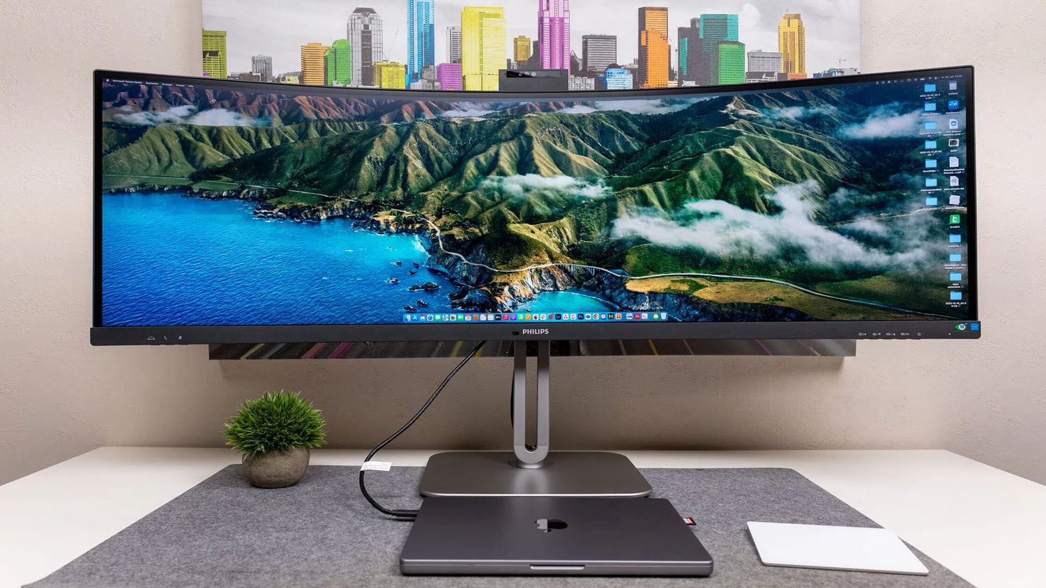 Is VA panel good for office work