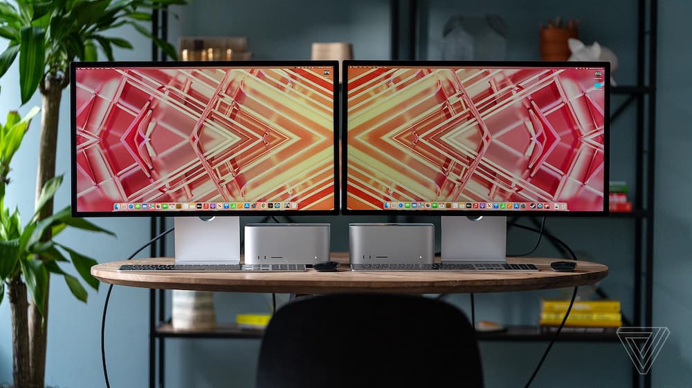 What are the benefits of an IPS panel