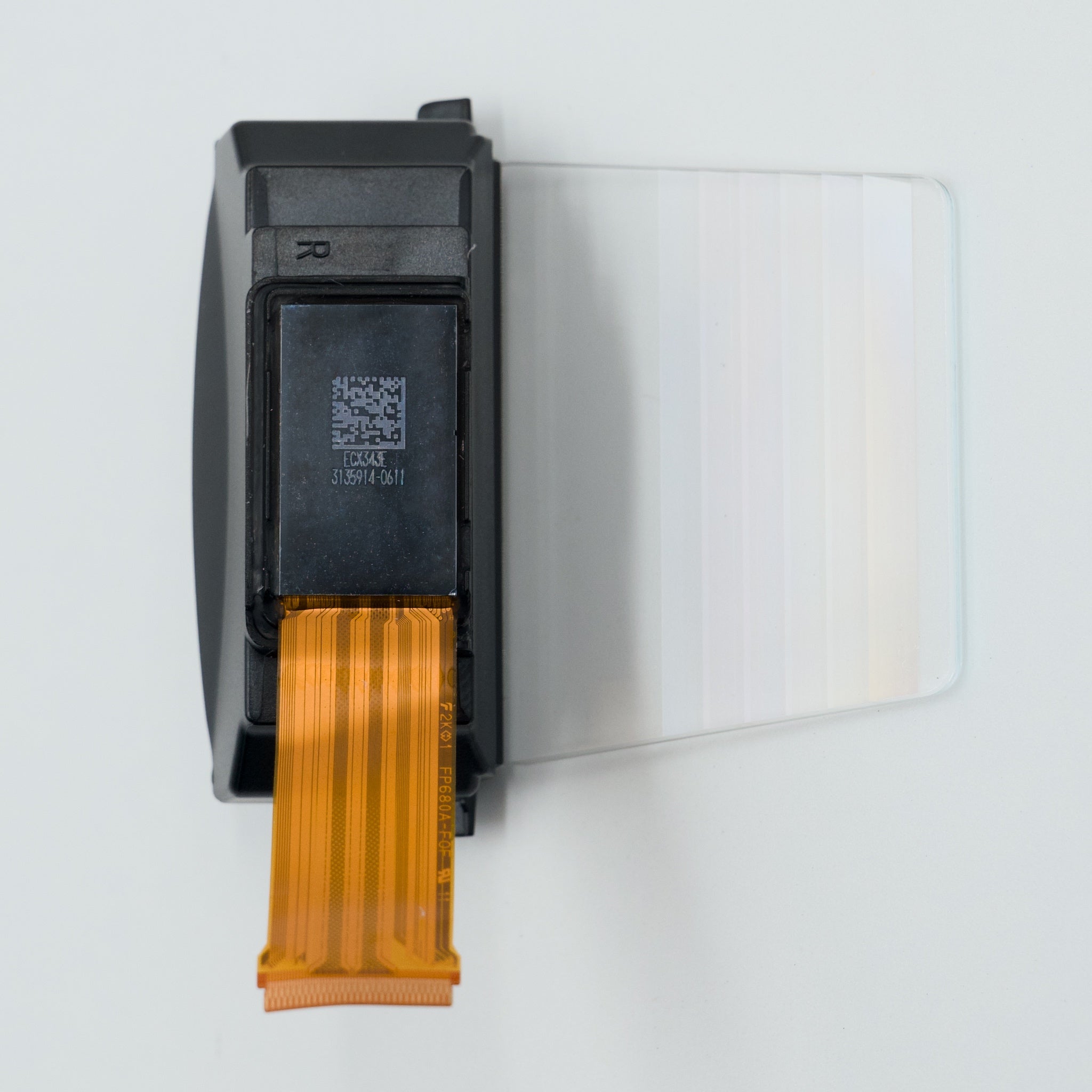 DMGTX0068WUNA 0.68” Micro-OLED Optical Waveguide Module – 50° FOV, 105” Virtual Image for AR Smart Glasses (DMGTX0068WUNA)