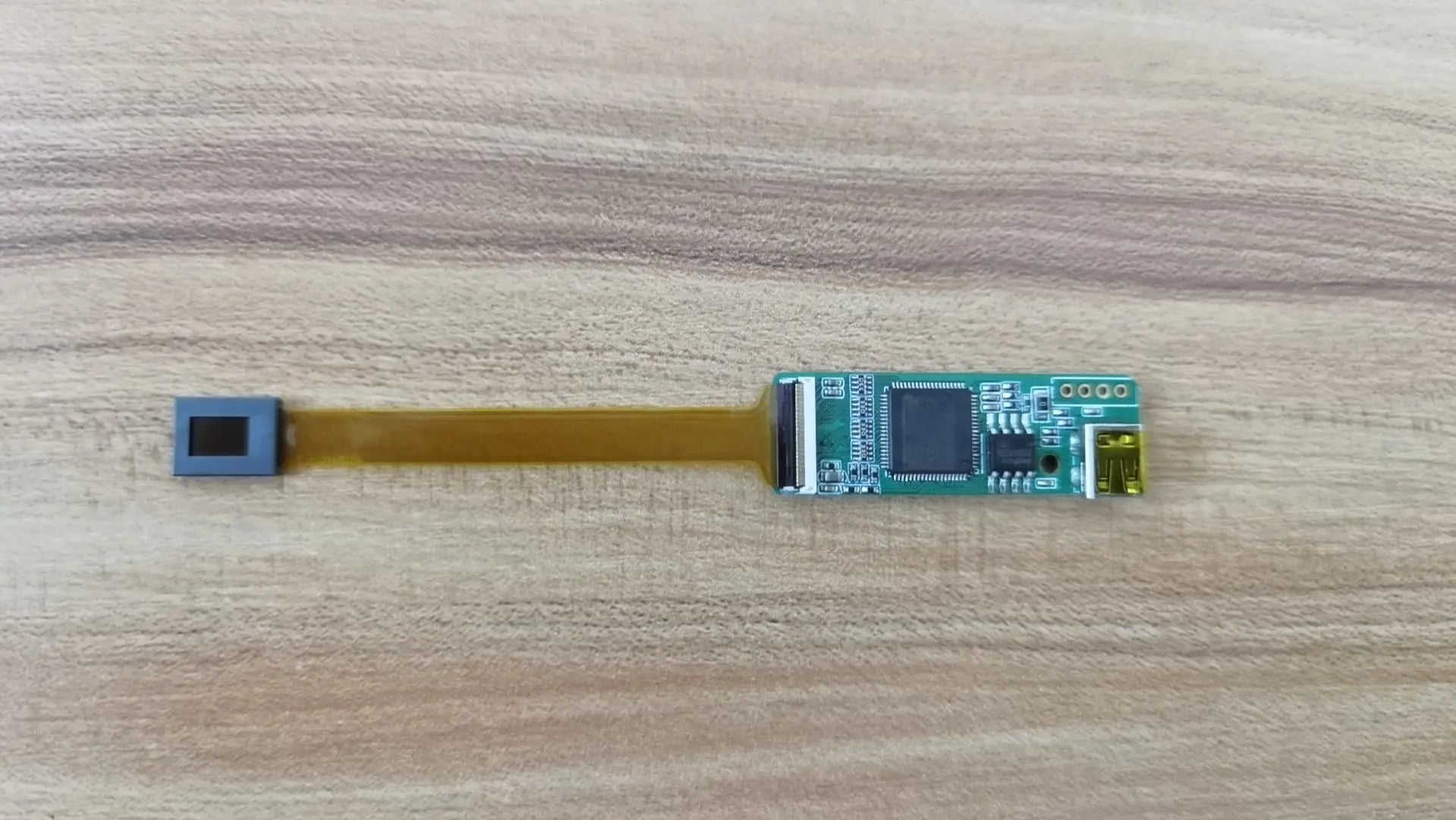 0.23" OLEDoS Sony Micro Display 640x400 2400nits 60Hz DisplayModule