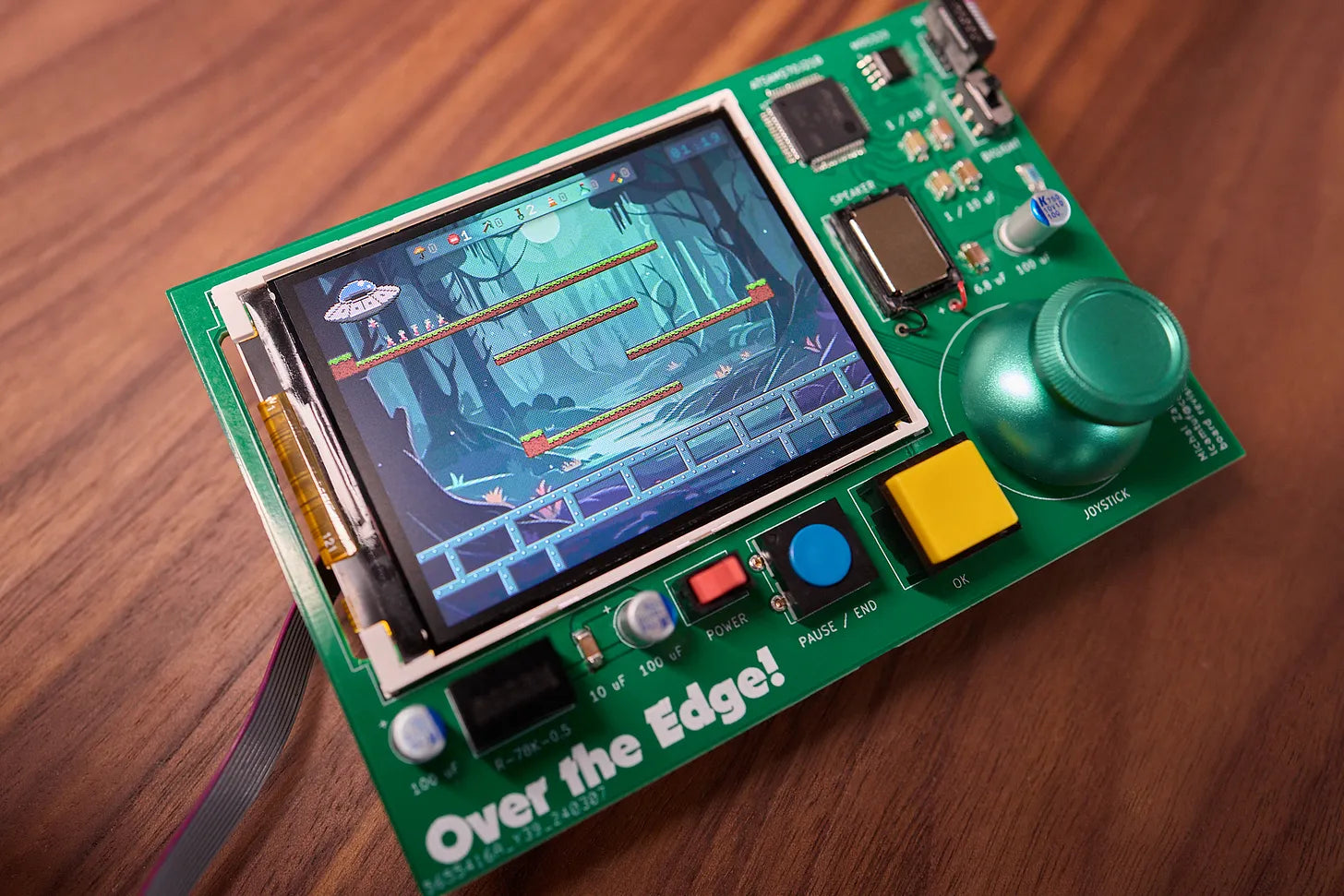 TFT LCD Vs Graphic LCD Which Is Better For Gaming