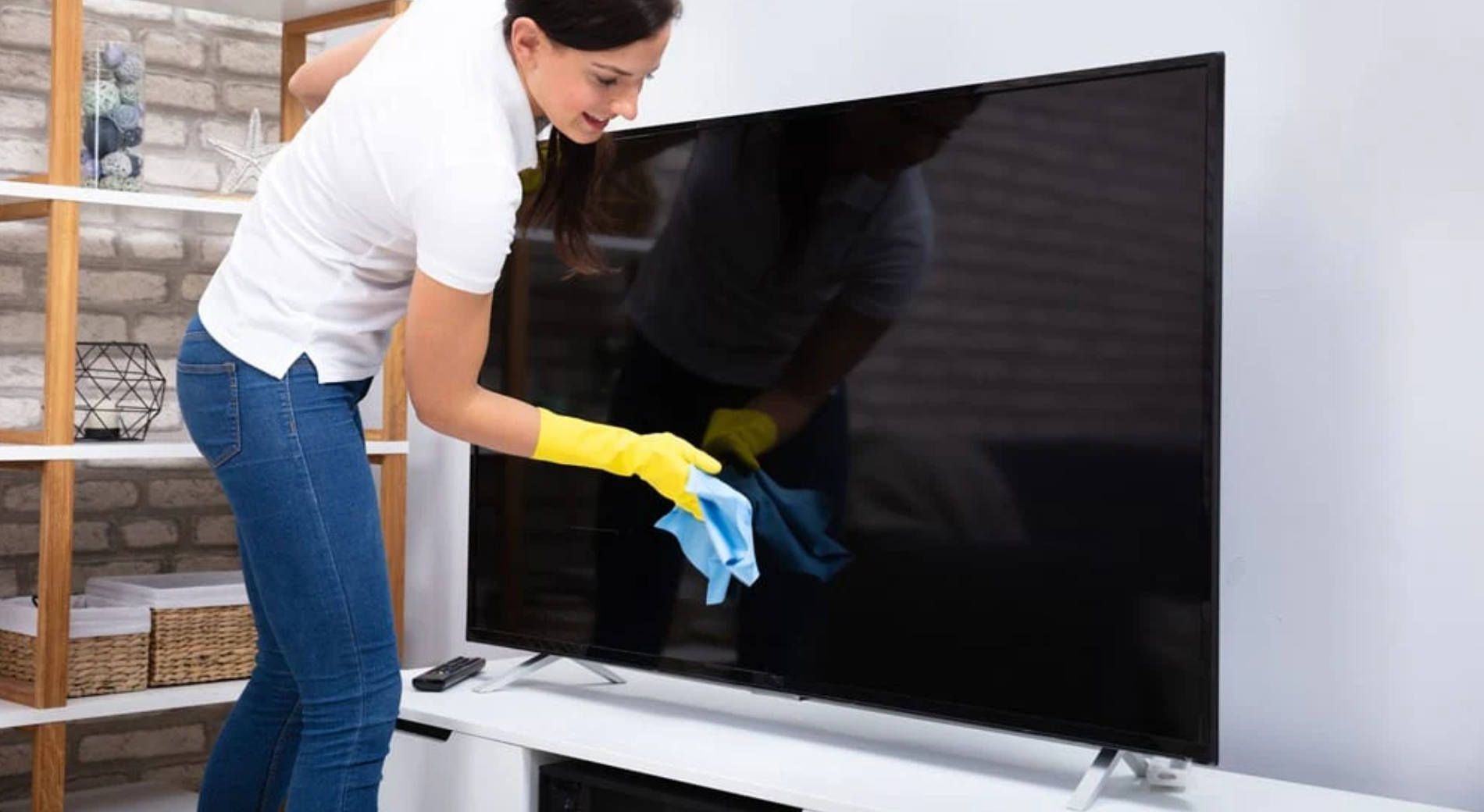 How to Clean OLED Screen | Microfiber cloth, Gently wipe