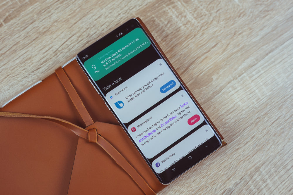 Which smartphones use AMOLED displays? – DisplayModule